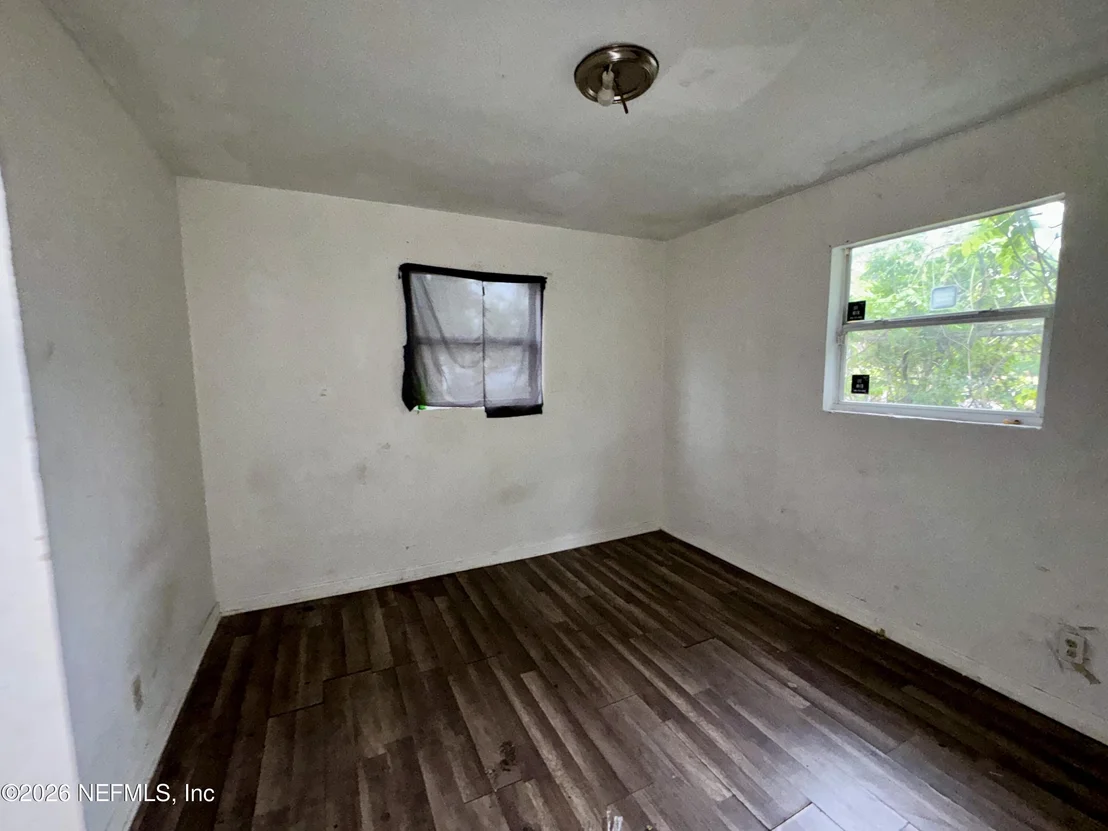 Photo of 2051 FRANK E Avenue