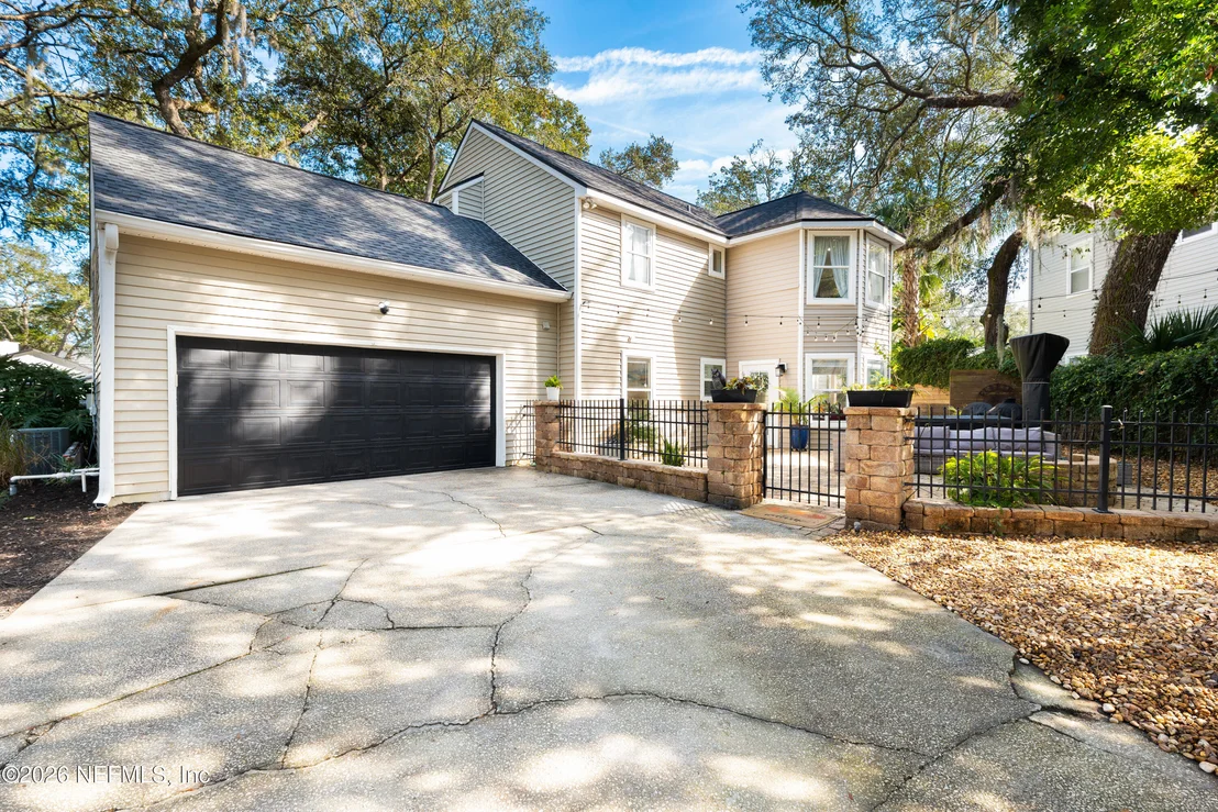 Photo of 2280 OAK FOREST Drive