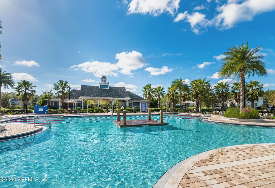 Photo of 699 ASPEN LEAF Drive