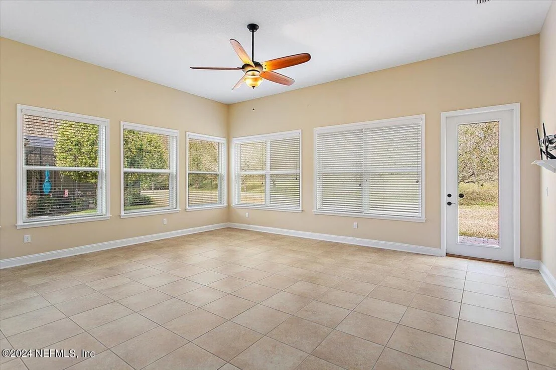 Photo of 1532 VALHALLA Way