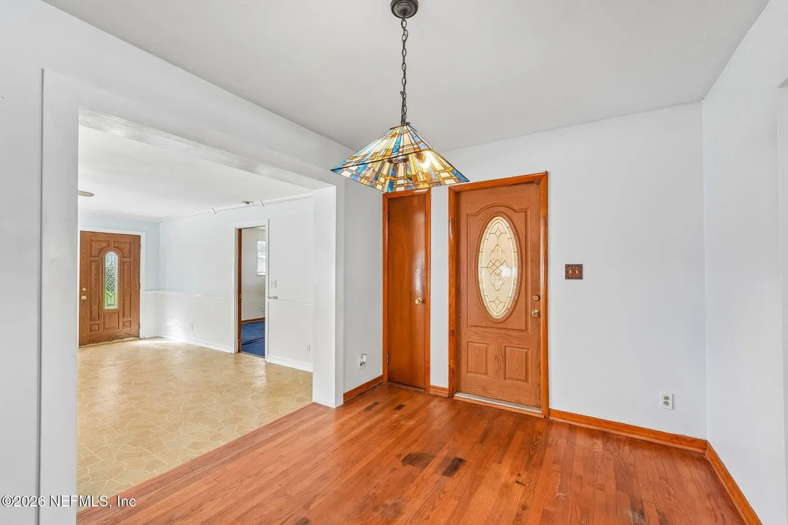 Photo of 1112 BAISDEN Road