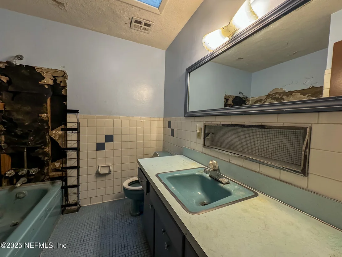 Photo of 6537 SIMCA Drive