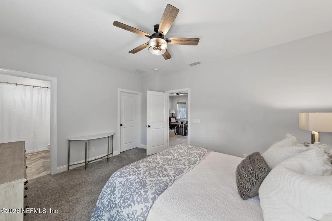 Photo of 566 PARKBLUFF Circle