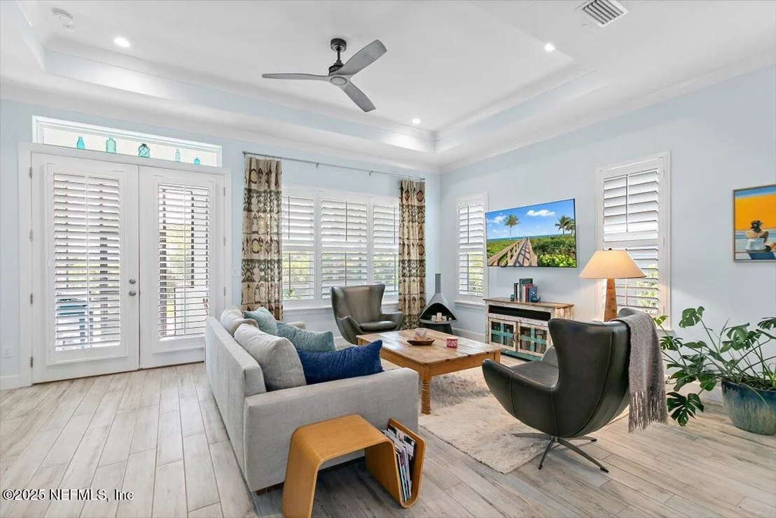 Photo of 175 OCEANVIEW Drive