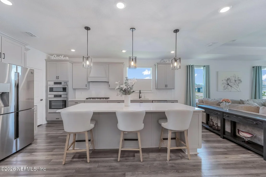 Photo of 212 ETHEREAL Square