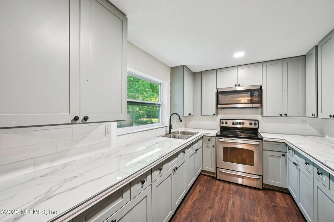 Photo of 6471 KINLOCK Drive