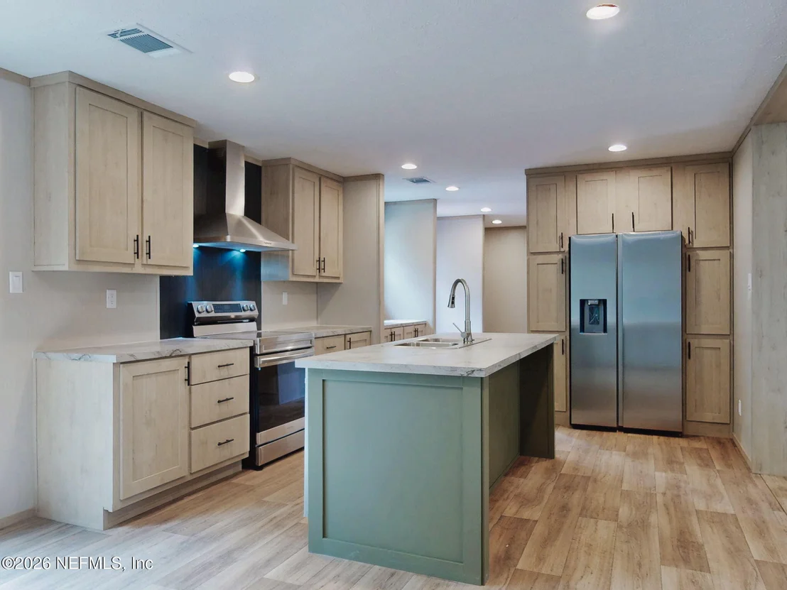 Photo of 5640 CARIBBEAN