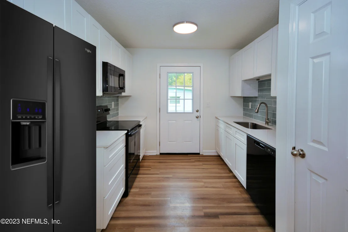 Photo of 8548 NEWTON Road