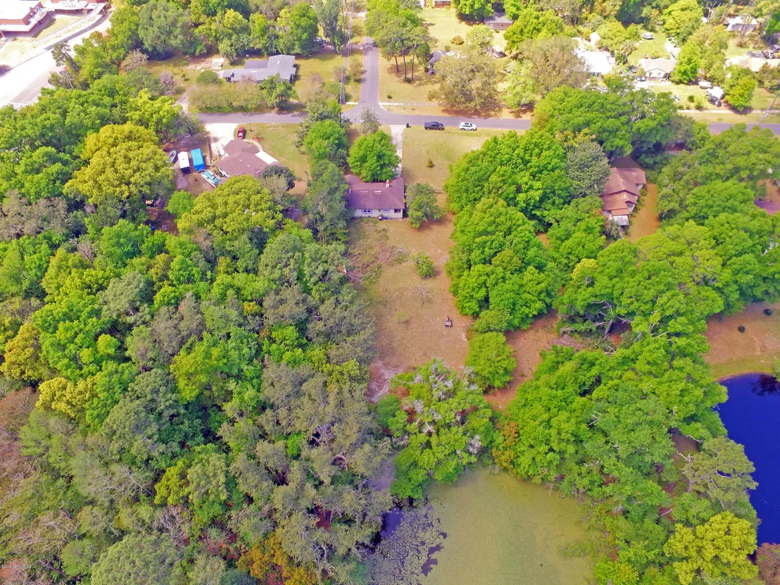 Photo of 2343 HILLTOP Boulevard