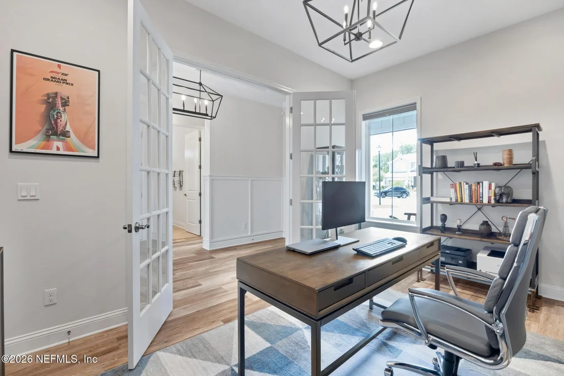 Photo of 11 FORESTVIEW Lane