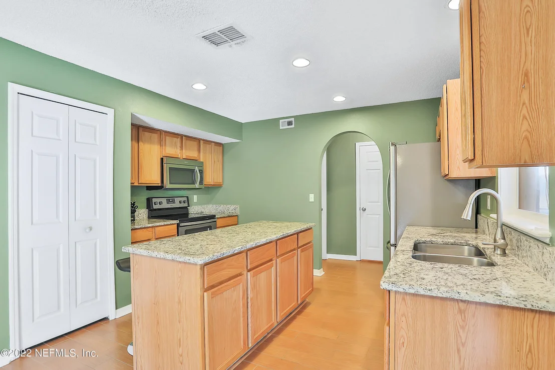 Photo of 9640 WATERSHED Drive