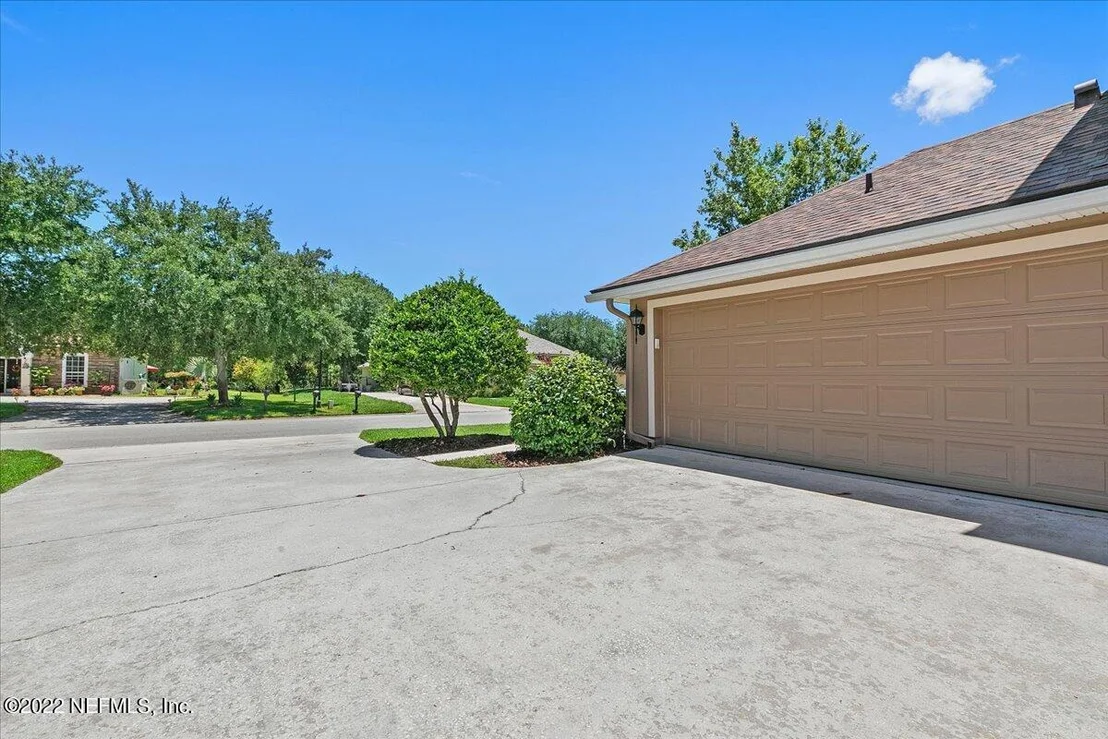 Photo of 627 BATTERSEA Drive