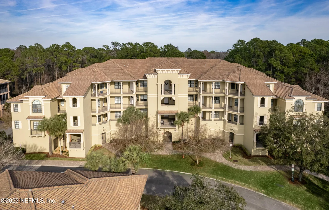 Photo of Unit 303 at 220 PASEO TERRAZA