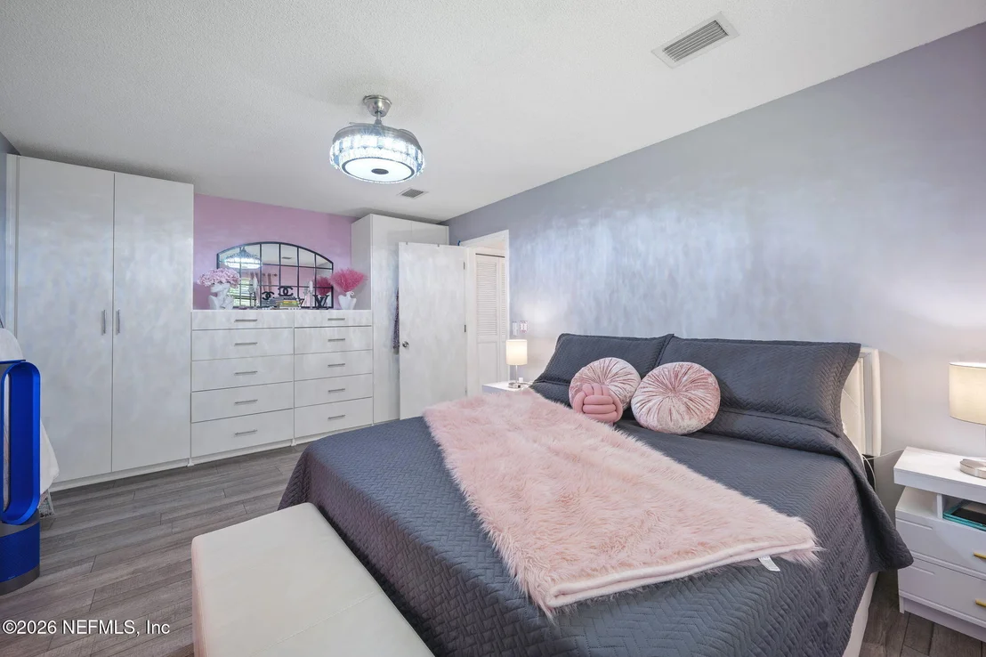 Photo of 11780 MANDARIN FOREST Drive