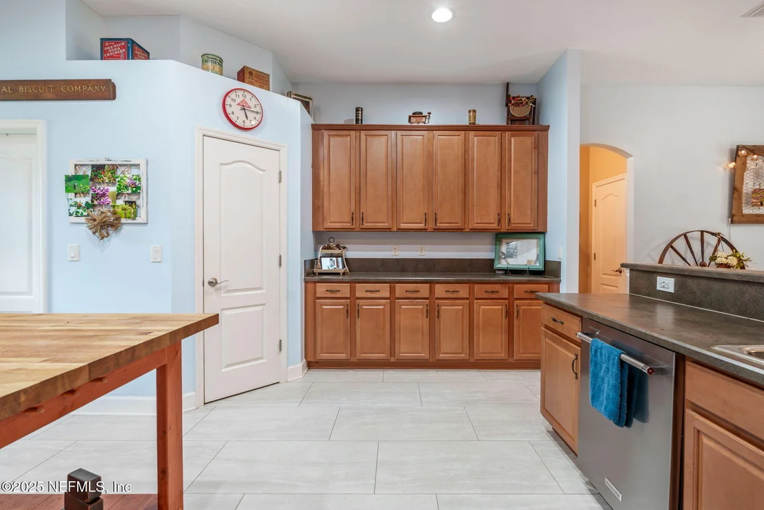 Photo of 11231 SADDLE CREST Way