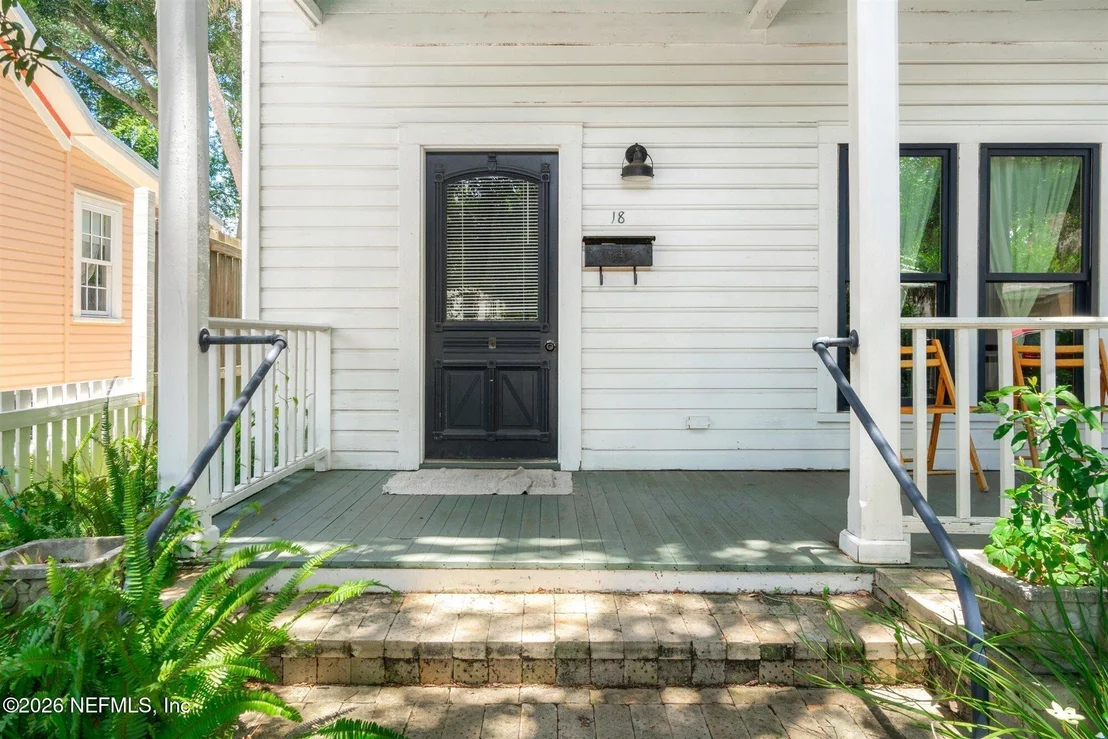 Photo of 18 LOCUST Street