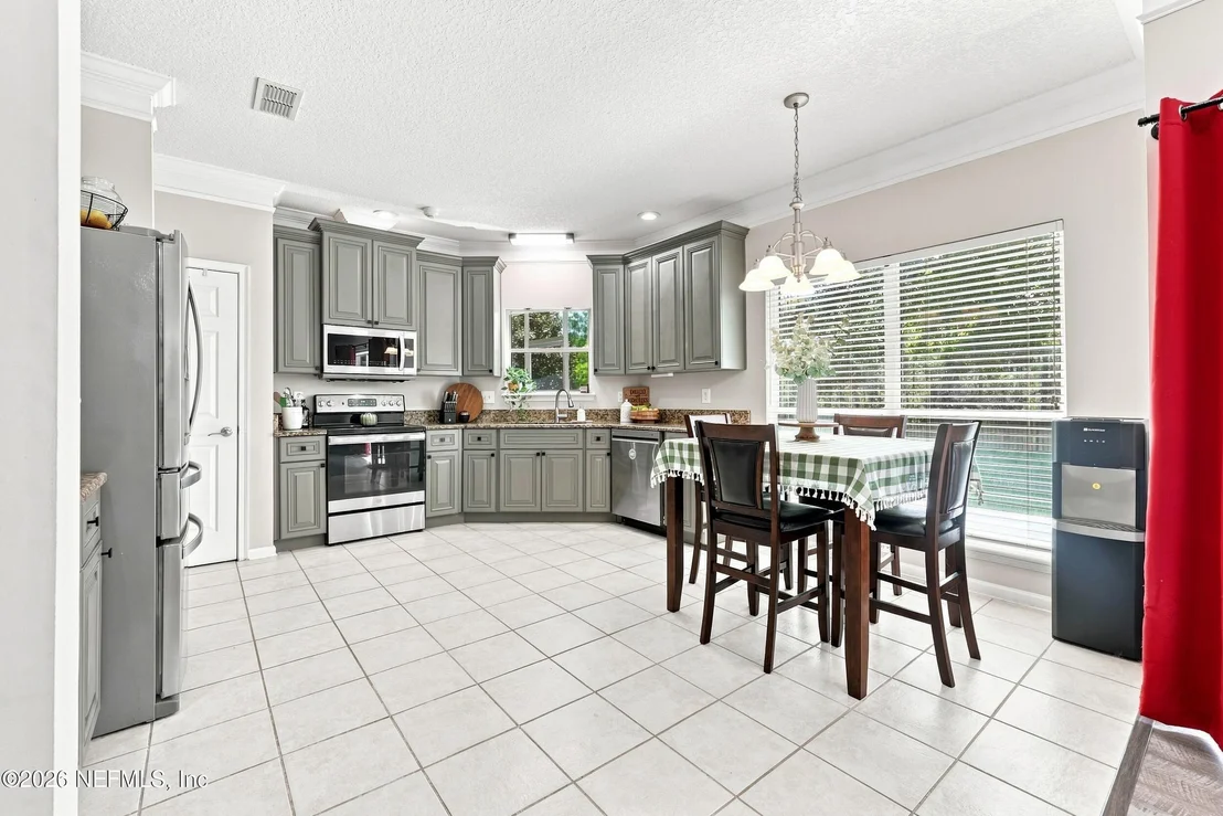 Photo of 1843 COMMODORE POINT Drive