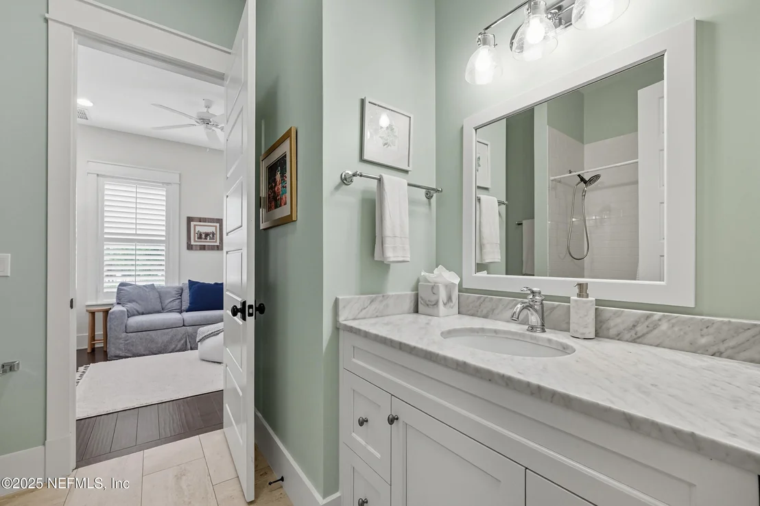 Photo of 951 PARADISE Circle