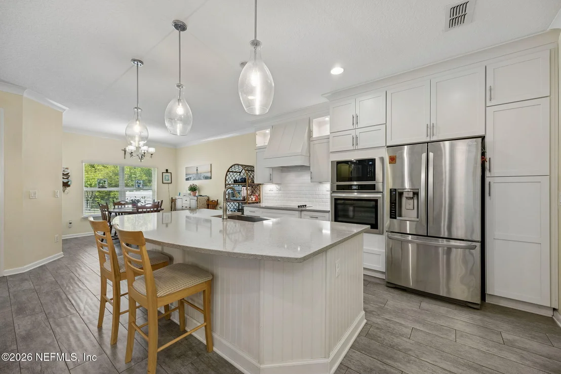 Photo of 96017 BREEZEWAY Court