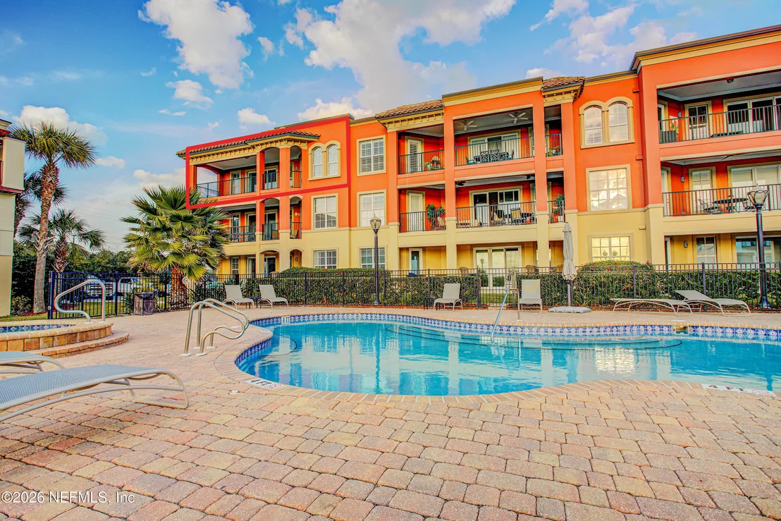 Photo of Unit 303 at 115 SUNSET HARBOR Way