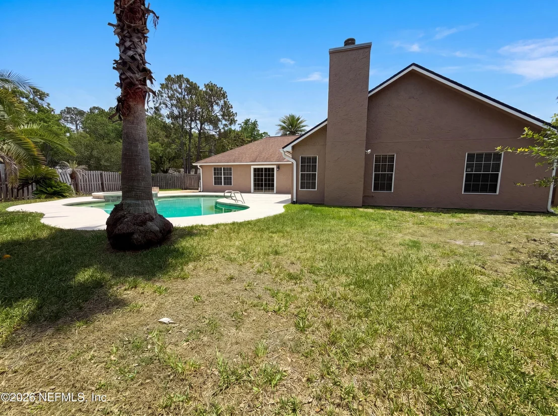 Photo of 1154 LINWOOD Loop