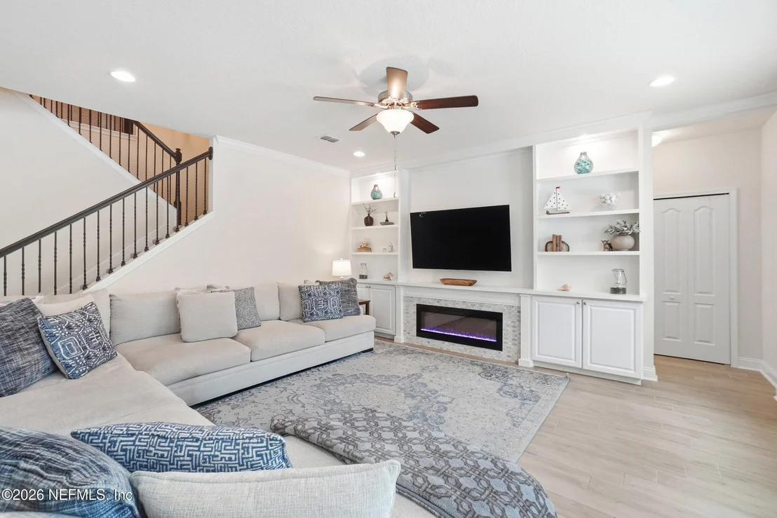 Photo of 509 GLASGOW Drive