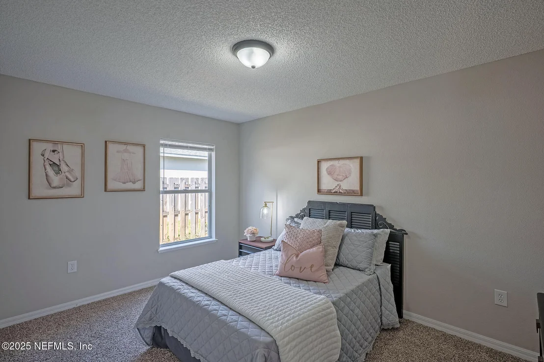 Photo of 2920 STONEGATE Lane