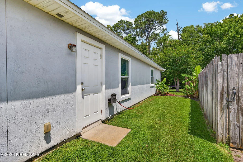 Photo of 504 KNOLLE Court