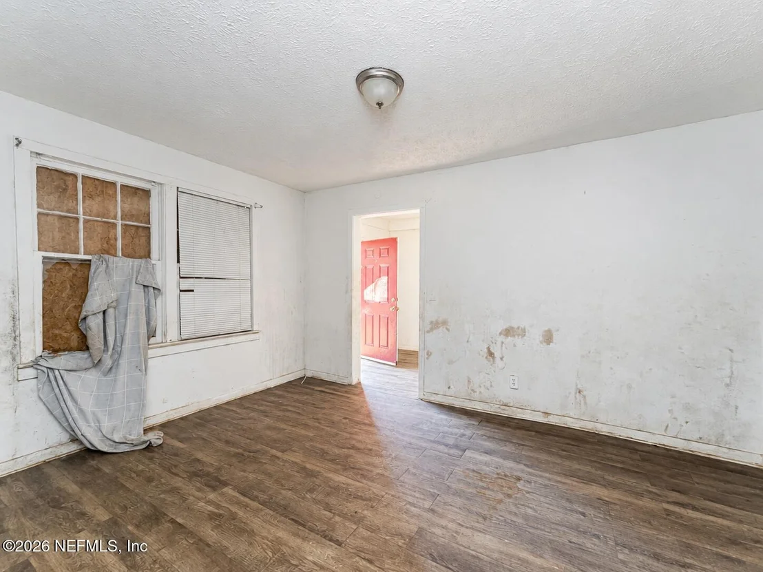 Photo of 3232 DIGNAN Street