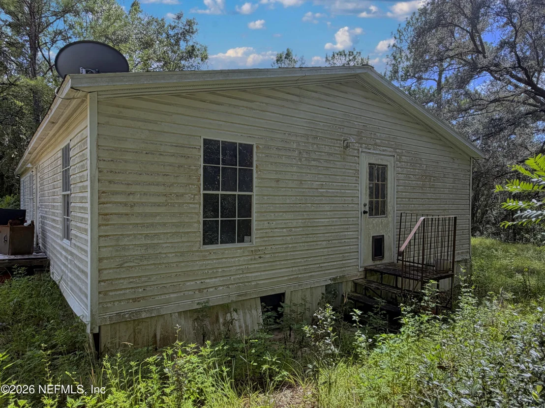 Photo of 815 DEL MONACO Avenue