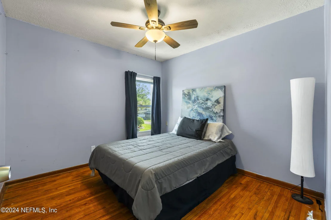 Photo of 10274 JOLYNN Road