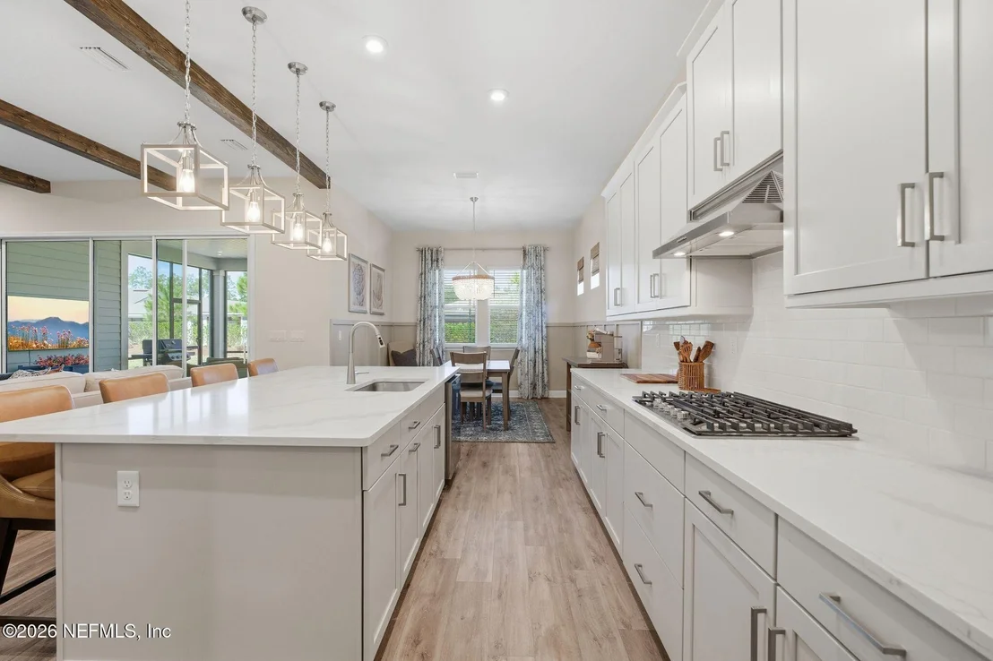 Photo of 361 PELTON Place