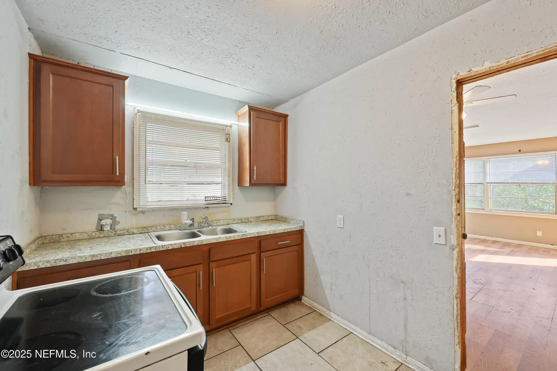 Photo of 3527 OLEANDER Street