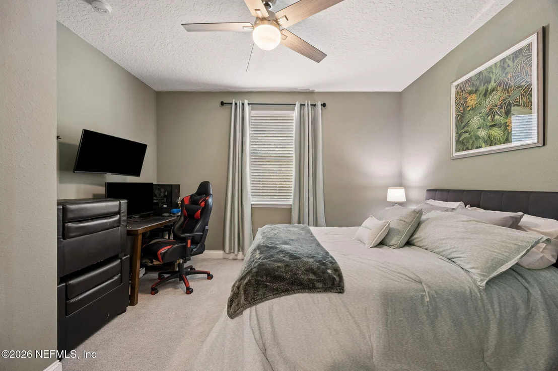 Photo of 220 RIVERCLIFF Trail