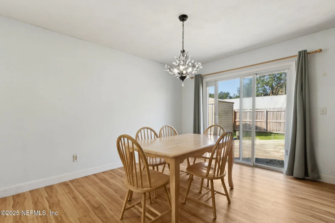 Photo of 234 HAWTHORNE Road