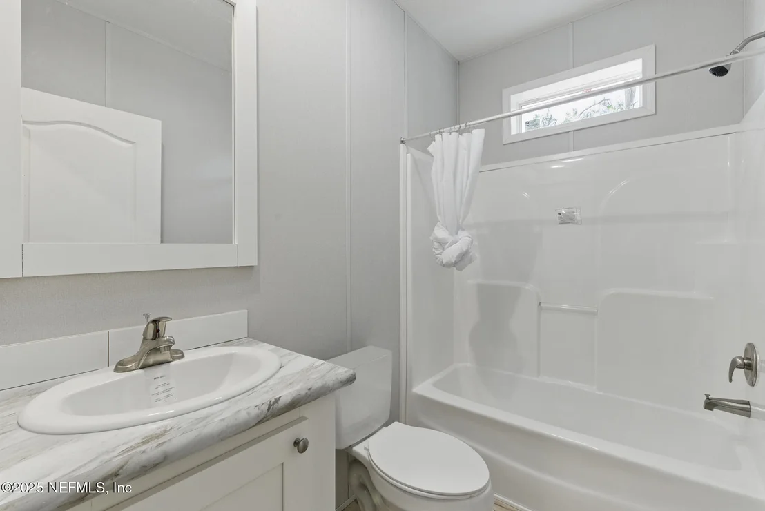 Photo of 106 HOWARD Drive