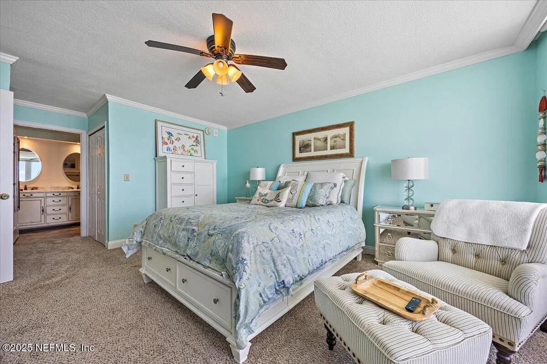 Photo of Unit 1010 at 1601 OCEAN Drive