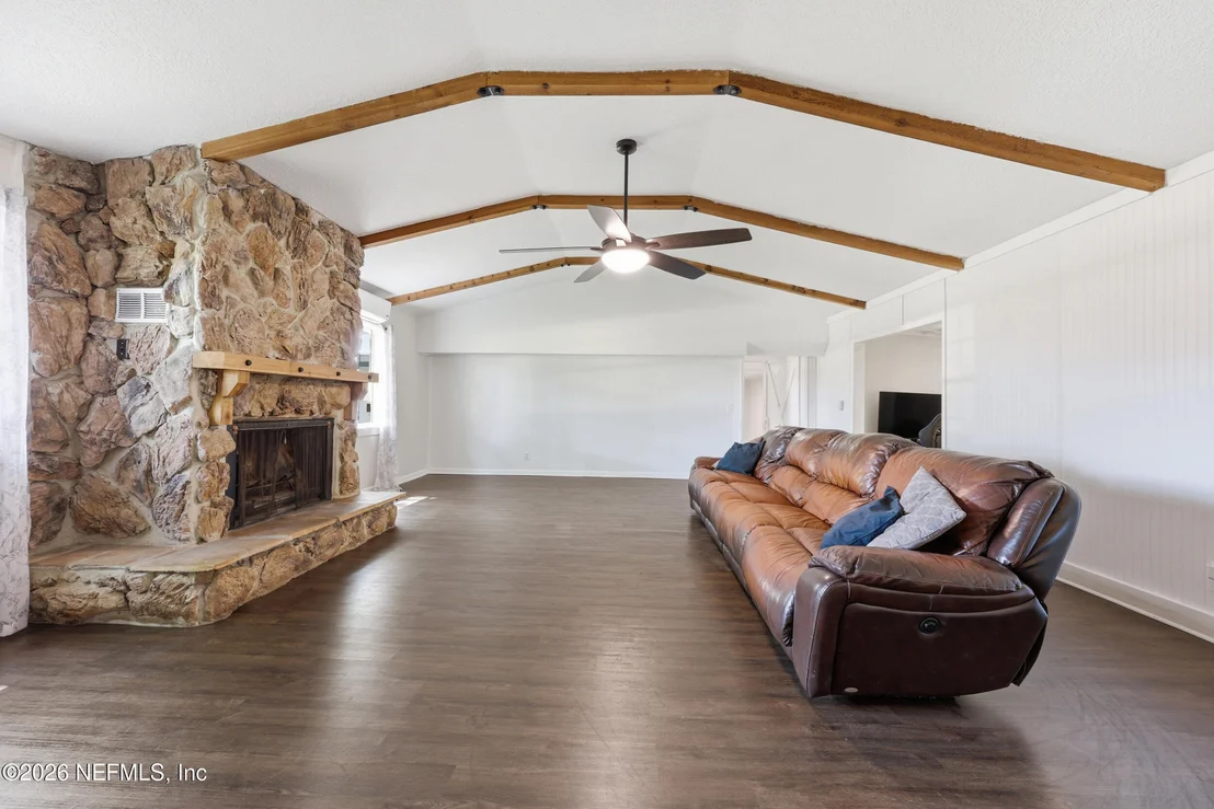 Photo of 9246 BEARDEN Road