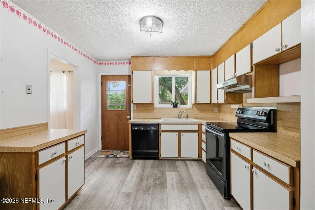 Photo of 2 PARK TERRACE Drive
