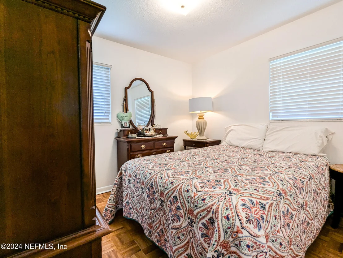 Photo of 7639 HILLSIDE Drive