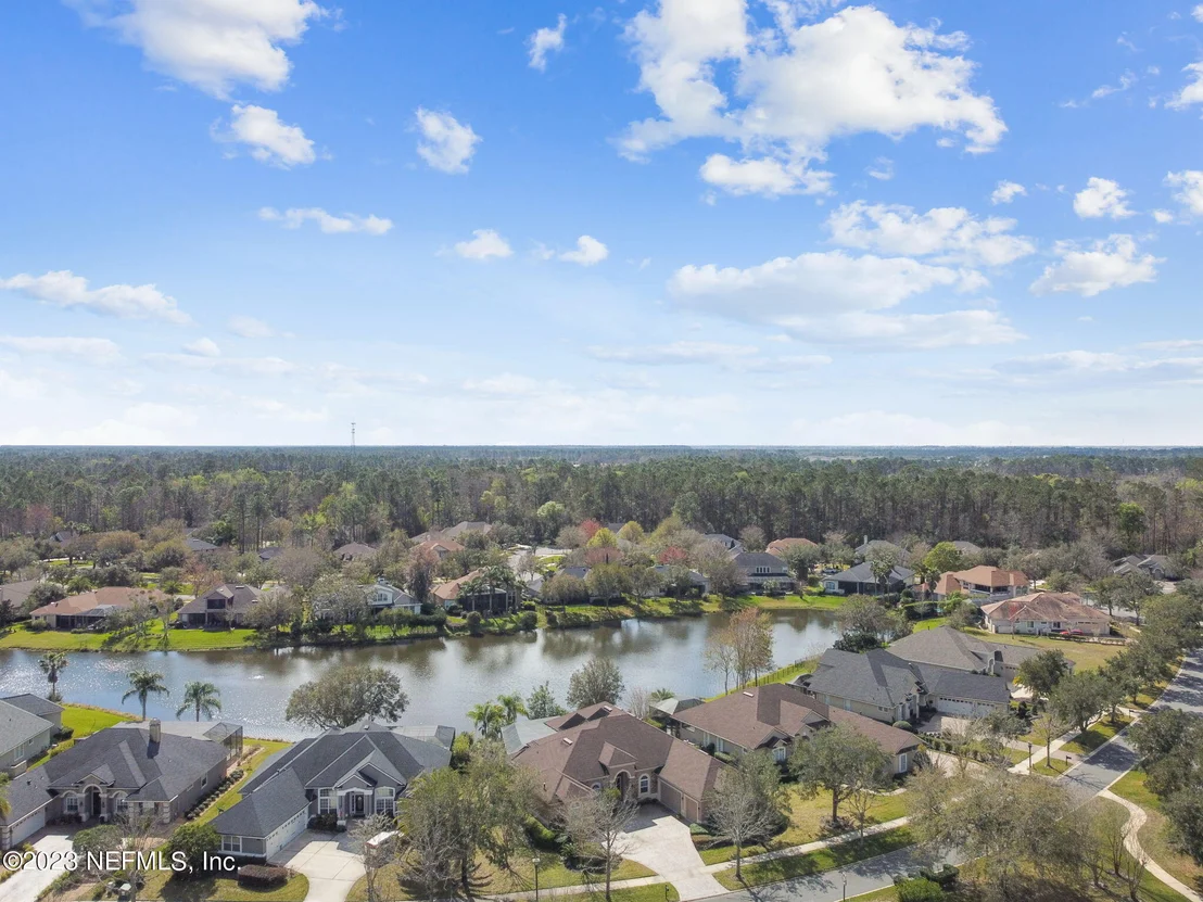 Photo of 608 DONALD ROSS Way