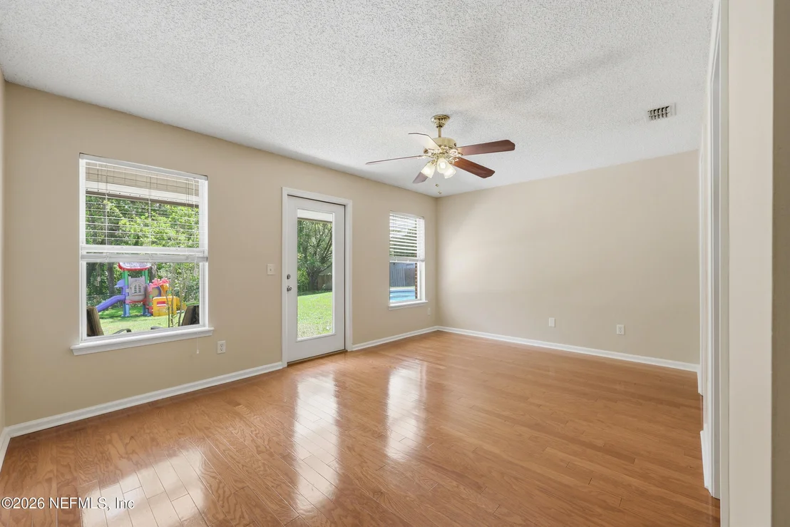 Photo of 3115 FIELDCREST Drive