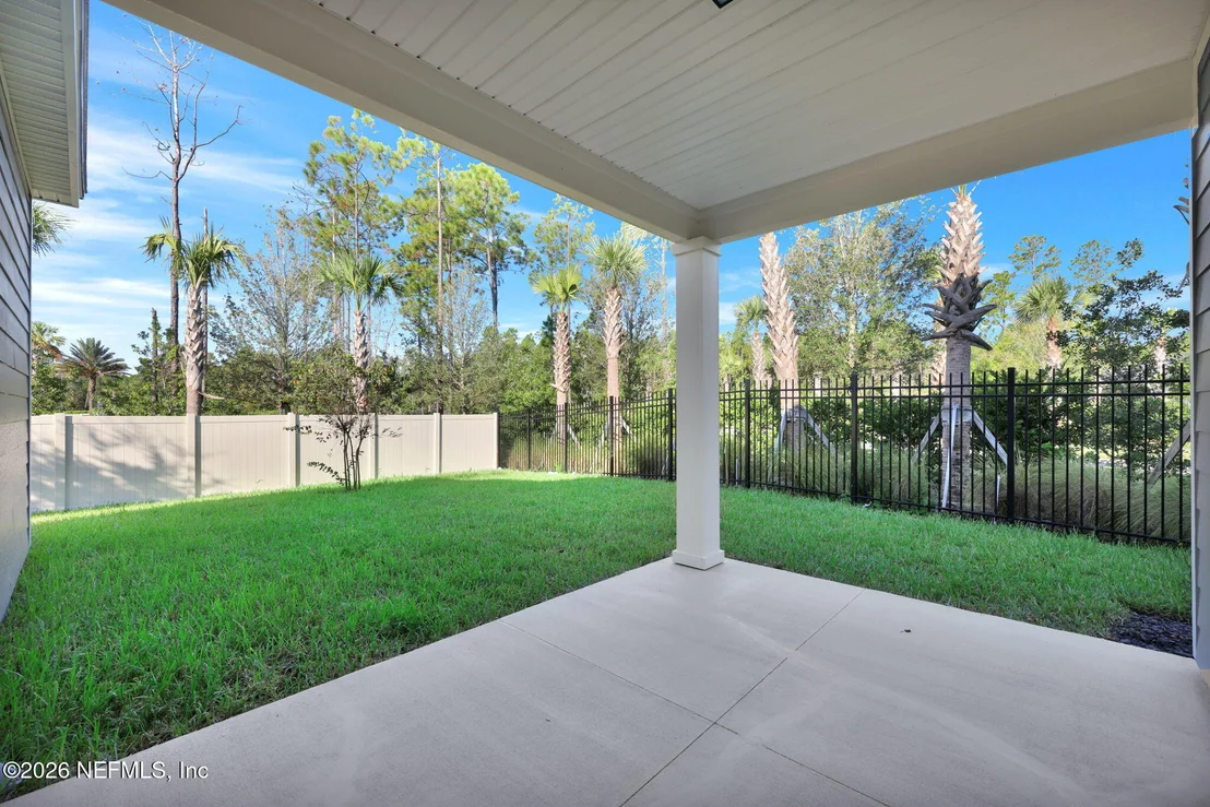 Photo of 122 SEAMARK Drive