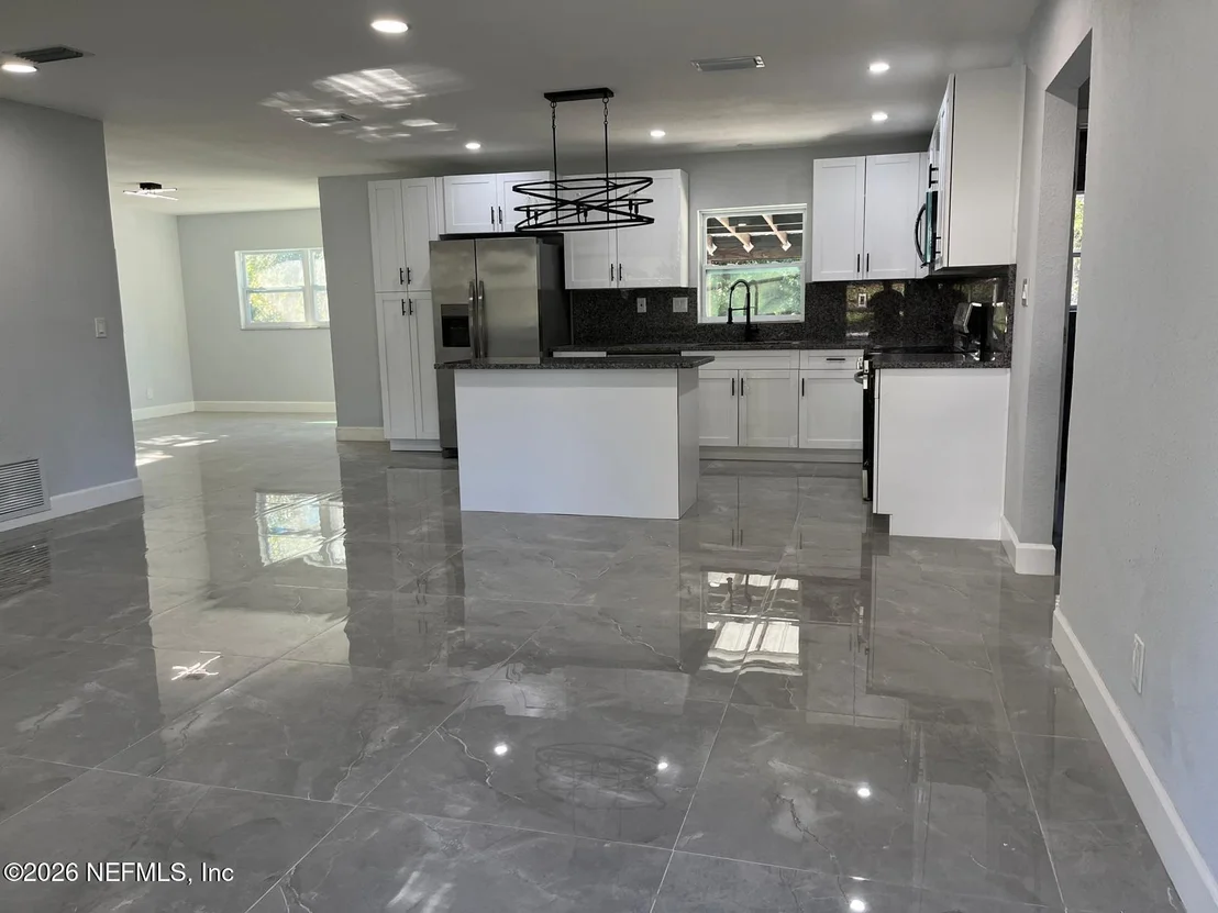 Photo of 265 CAPELLA Road