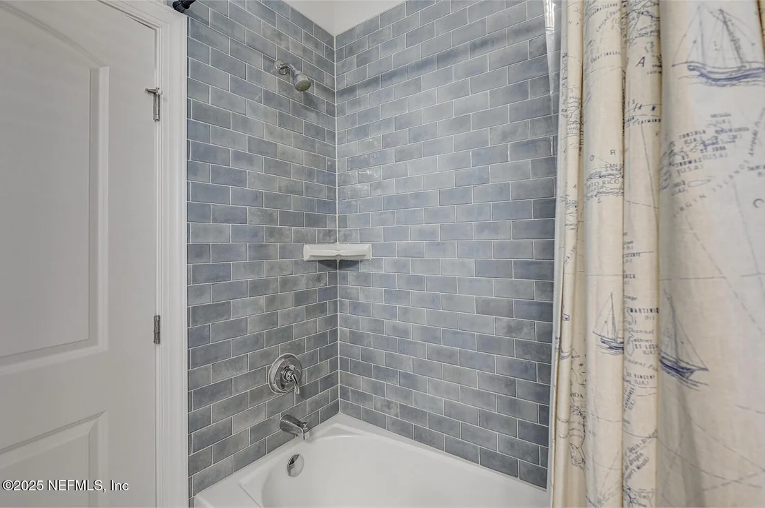 Photo of 264 VALLEY FALLS Way