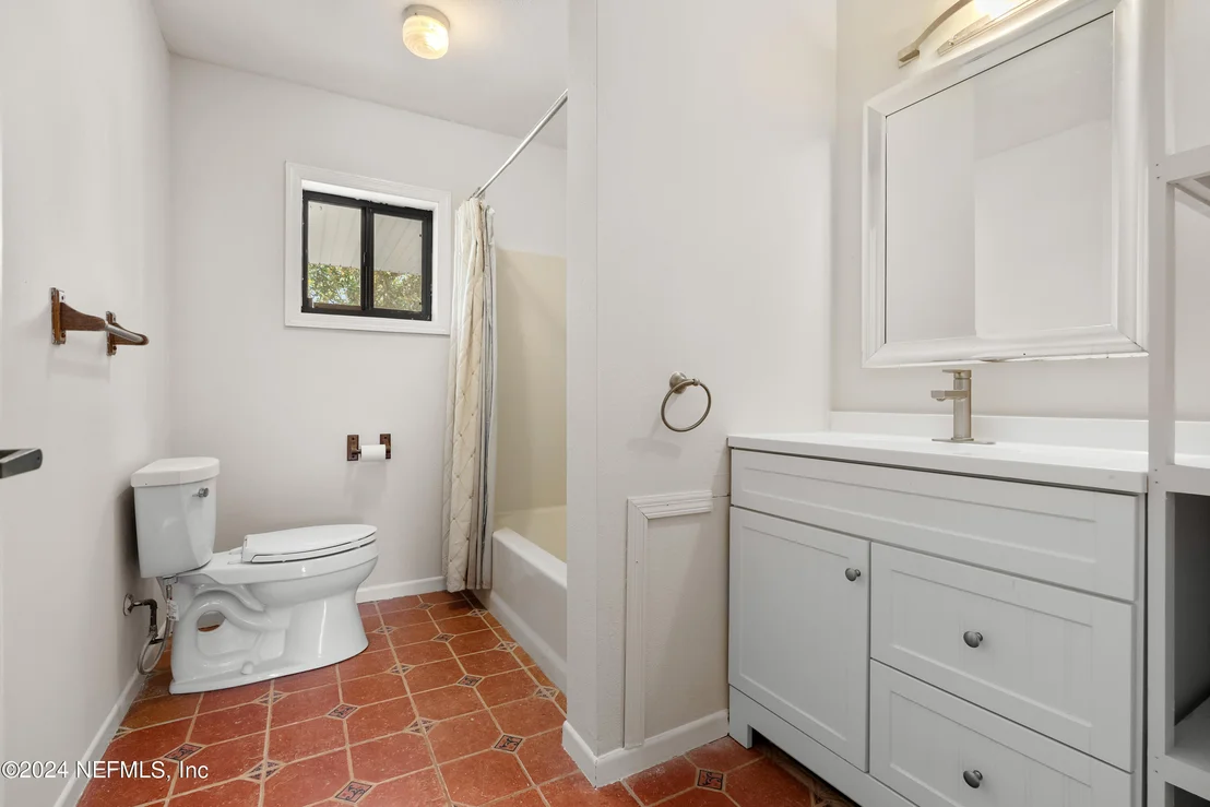 Photo of 4577 FIFTH Avenue