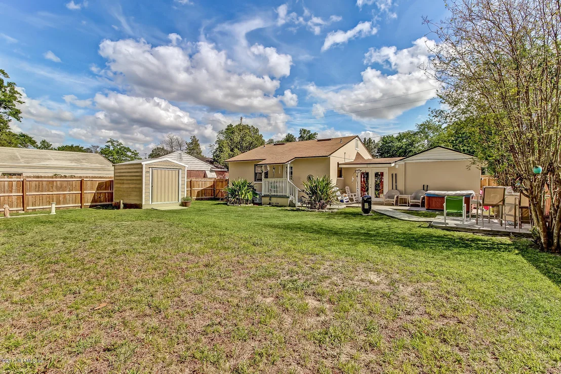 Photo of 4735 SEFA Circle N