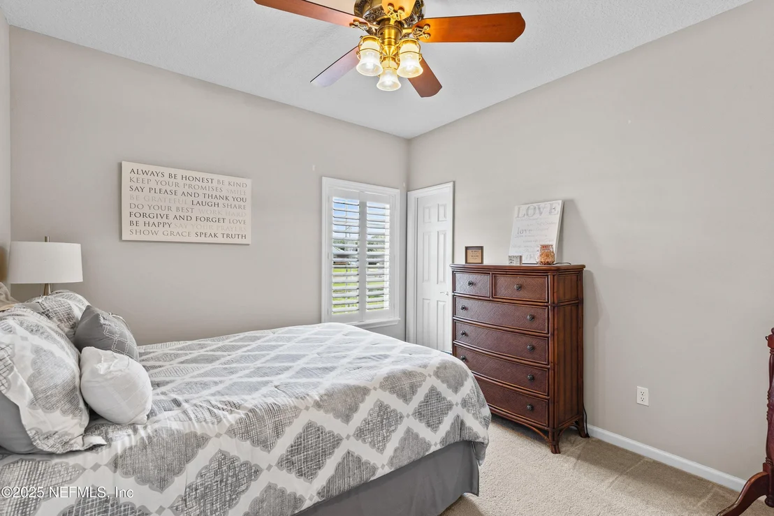 Photo of 9662 RED SQUIRREL Lane