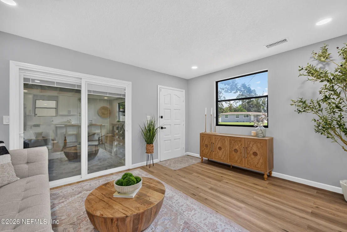 Photo of 6564 TODD Road