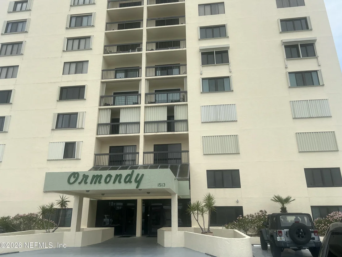 Photo of Unit B4 at 1513 N OCEAN SHORE Boulevard